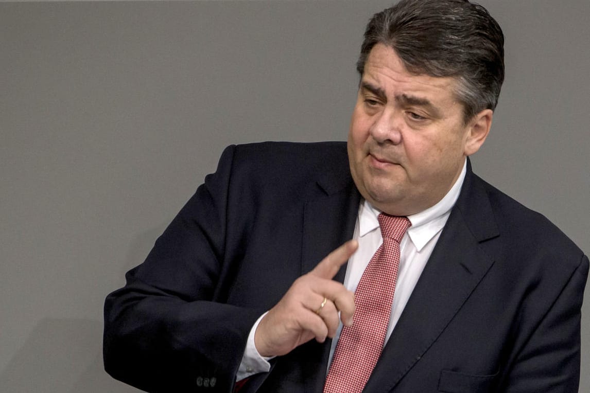 Vizekanzler Sigmar Gabriel ist nach seiner Verbalattacke gegen die AfD selbst in die Kritik geraten.