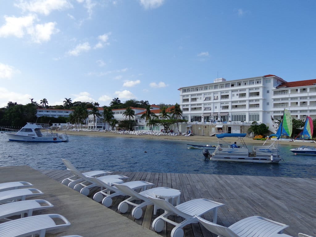 Mitten in der Karibik und nur für Paare geeignet ist das "Hotel Couples Tower Isle" auf Jamaika. Vor allem im luxuriösen Wellnessbereich ist sinnliches Verwöhnen angesagt.