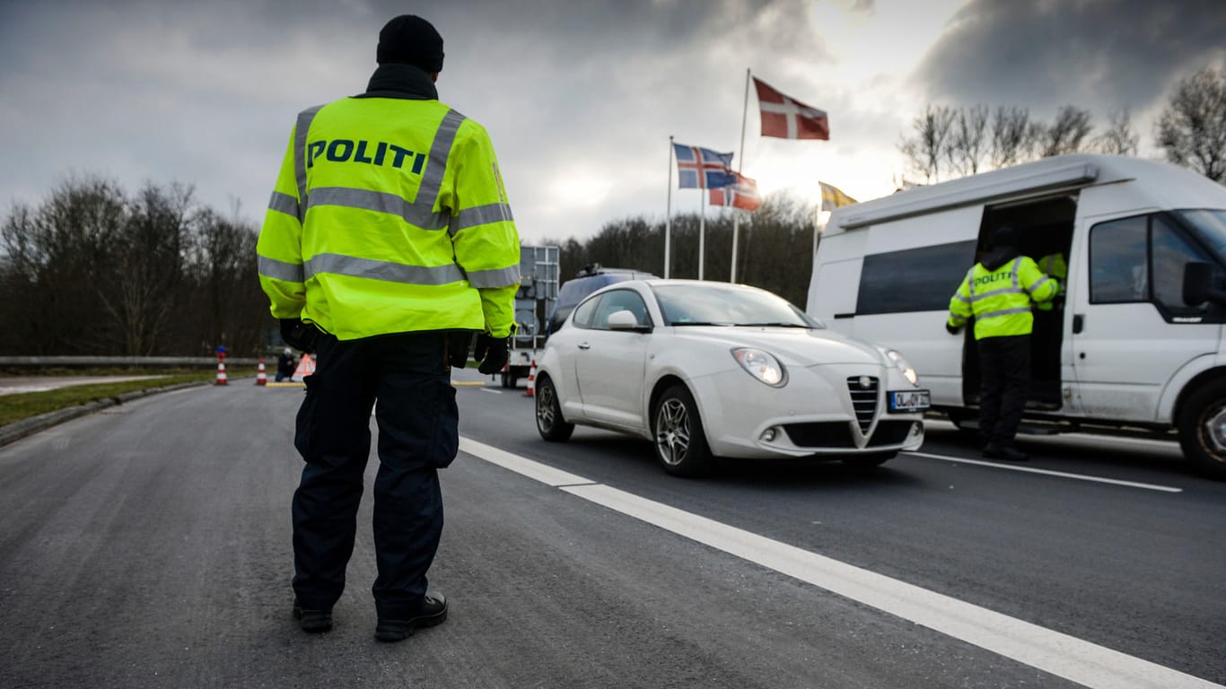 Grenzkontrolle bei Dänemark: Macht die EU dauerhaft dicht, kann das einen dreistelligen Milliardenbetrag kosten.