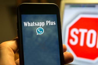 WhatsApp Plus war ein beliebter Klon mit erweiterten Funktionen.