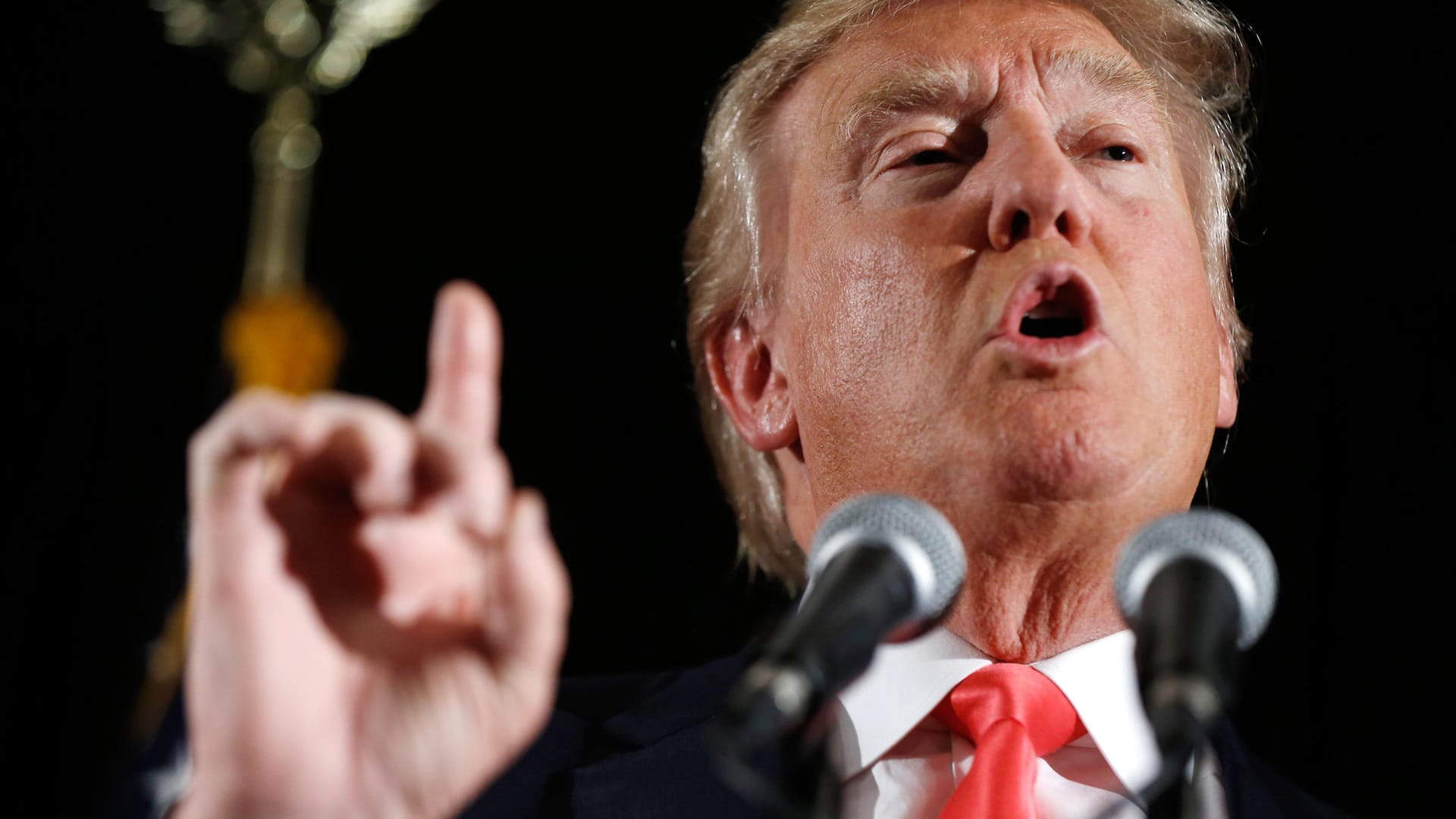 Donald Trump belegte bei den ersten Vorwahlen der Republikaner den zweiten Platz.