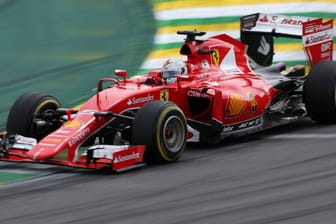 Sebastian Vettel im Ferrari: Vor allem die Kurvengeschwindigkeit soll mit dem neuen Super-Reifen erhöht werden.