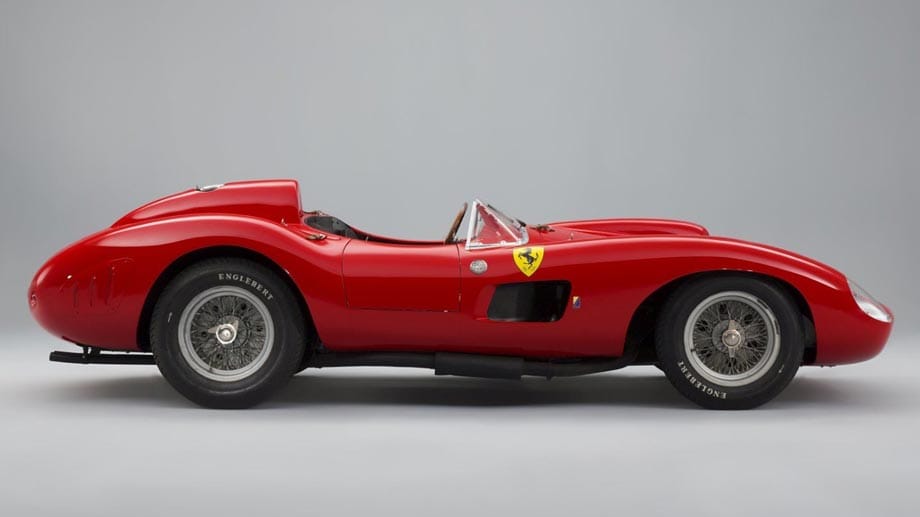 Der Ferrari nahm Ende der 50-er-Jahre an zahlreichen Rennen teil. 1957 wurde der deutsche Fahrer Wolfgang von Trips zweiter bei der Milli Miglia.