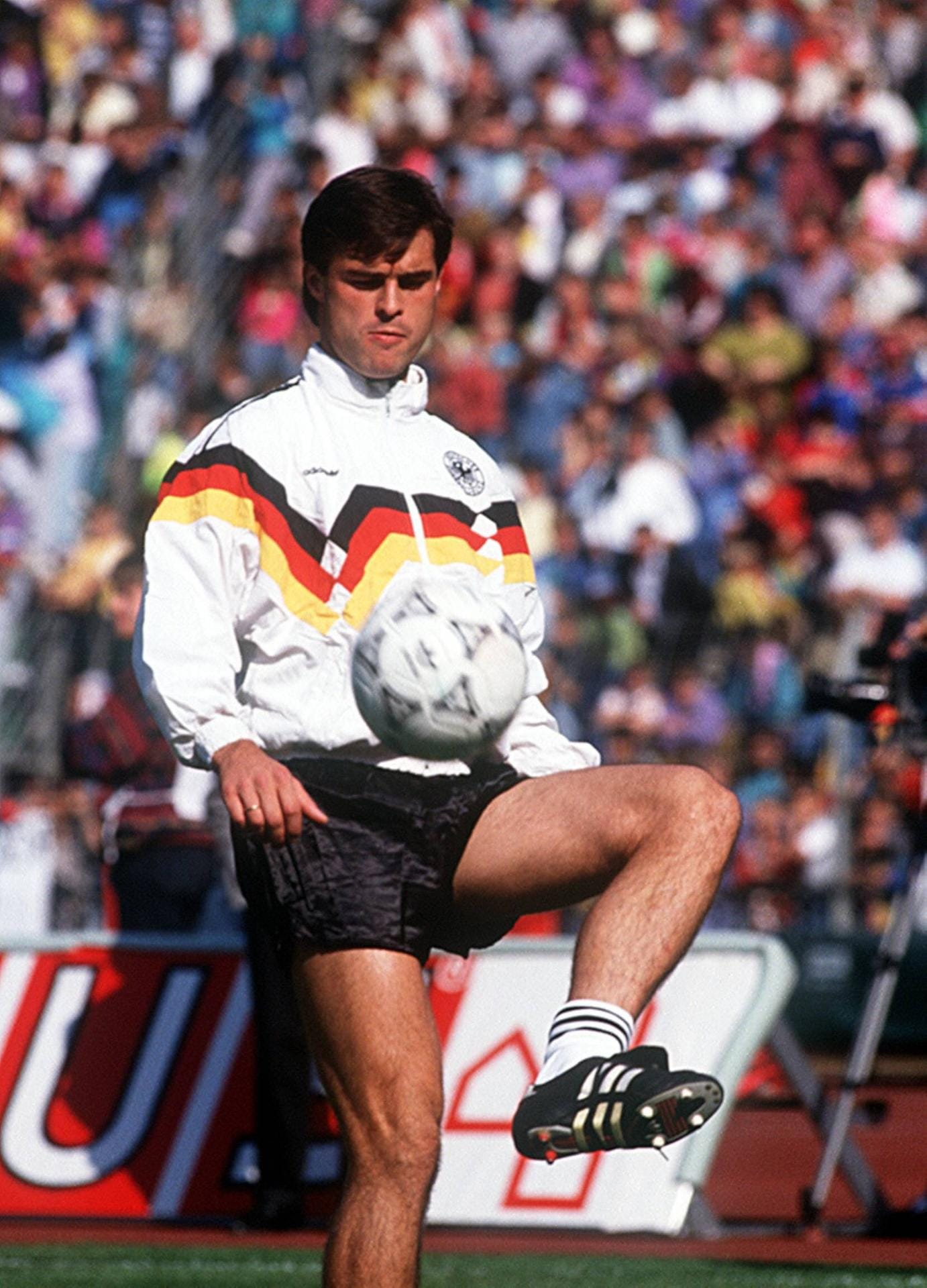 Thomas Berthold: Sein Karriere kam kurz nach der WM bei Bayern München zum Stocken. Von 2003 bis 2005 Manager des damaligen Viertligisten Fortuna Düsseldorf, danach meist als TV-Experte – unter anderem in Südafrika und bei der Frauen-EM – in Erscheinung getreten. Als Geschäftsmann organisiert er Fan-Reisen und schreibt weiterhin Kolumnen.