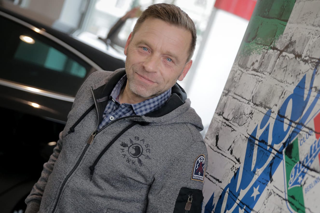 Fußball-Idol Thomas Häßler bei seiner Vorstellung als Trainer von Club Italia.