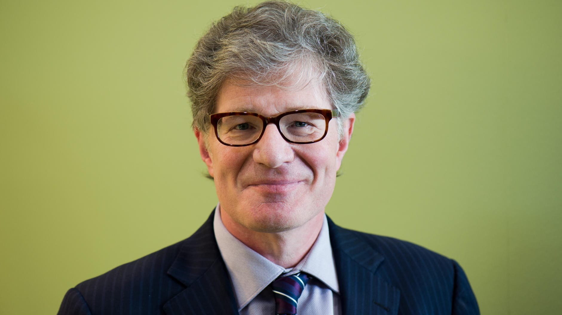 Roger Willemsen war Bestsellerautor und Fernsehmoderator.