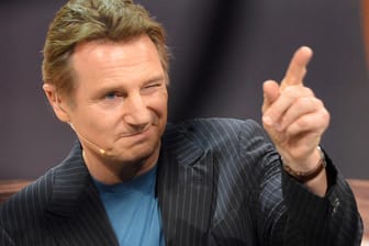 Liam Neeson ist doch nicht mit einer "unfassbar berühmten Frau" liiert.