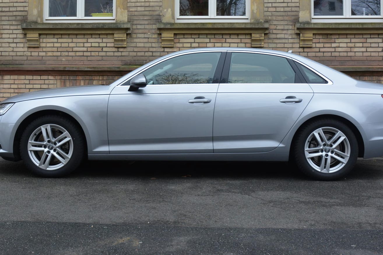 Neuer Audi A4 1,4 TFSI Sport.