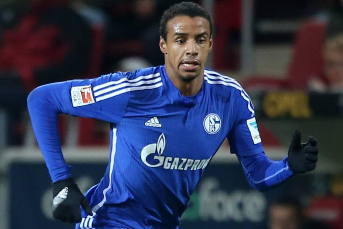 Schalkes Abwehrspieler Joel Matip zieht es nach der Saison auf die Insel.