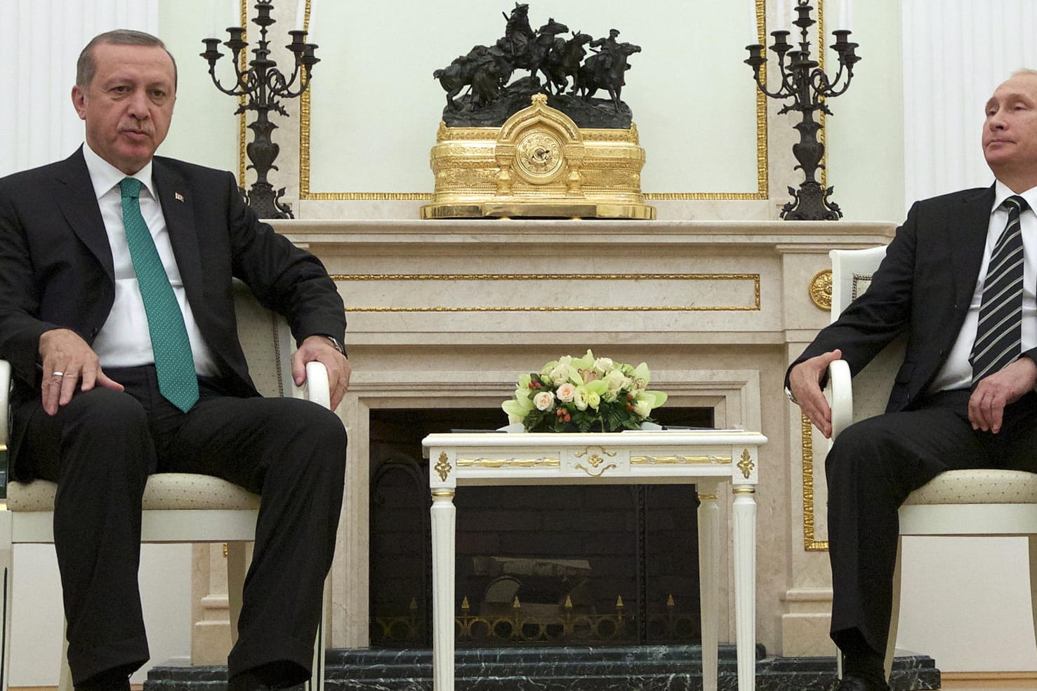 Der türkische Präsident Recep Tayyip Erdogan und Russlands Präsident Wladimir Putin - der Konflikt zwischen den beiden Ländern ist erneut eskaliert.