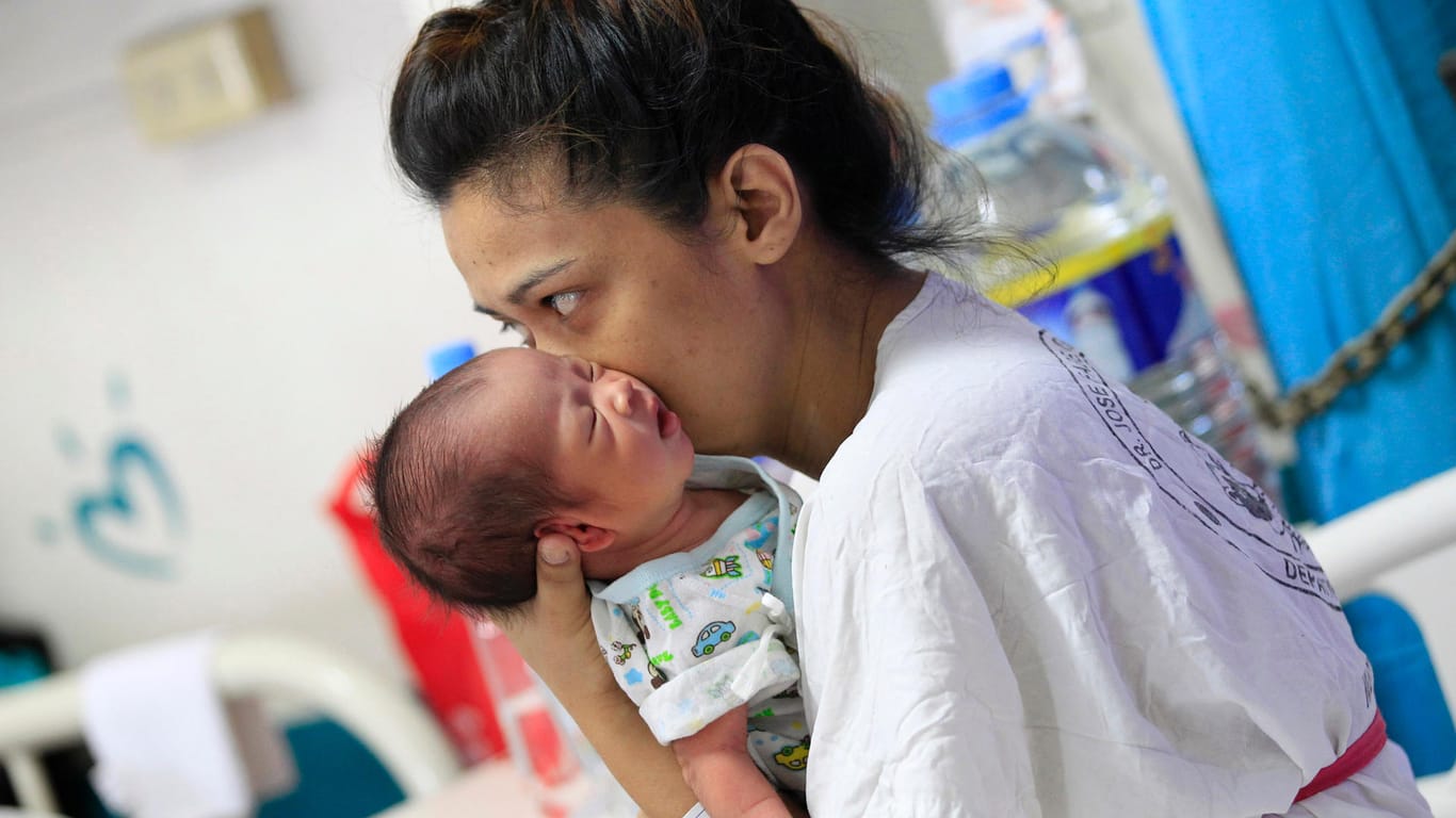 Das Zika-Virus beunruhigt vor allem junge und werdende Mütter in Südamerika.