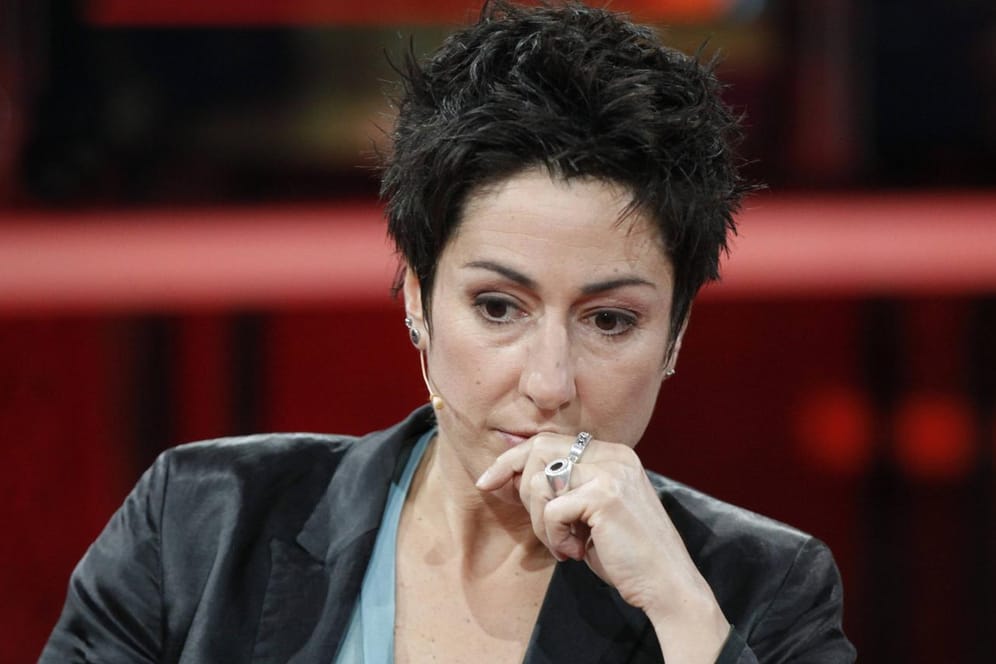 ZDF-Moderatorin Dunja Hayali geht jetzt auch juristisch gegen Anfeindungen vor.