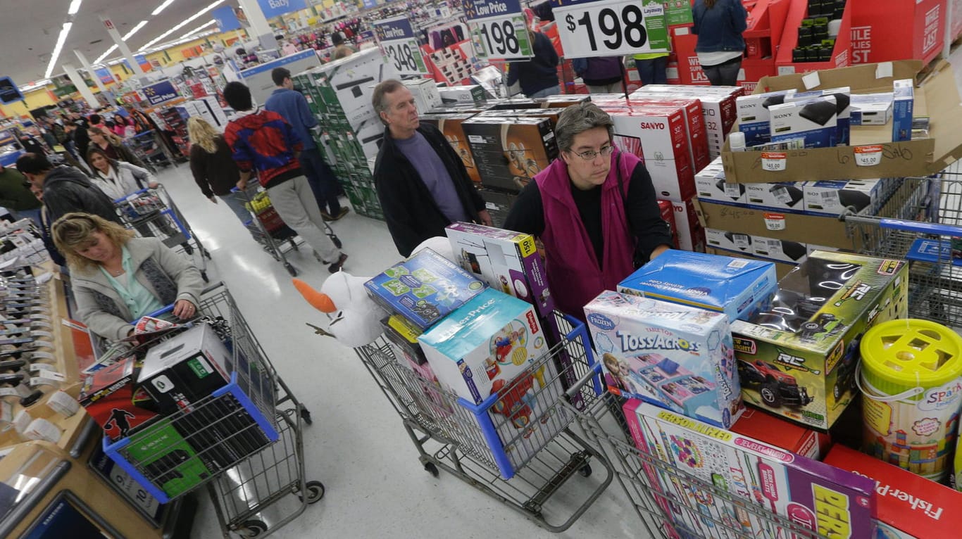 Nachdem Walmart kleinere Konkurrenten aus dem Markt gedrängt hat, machen nun immer mehr Filialen des Einzelhandelsriesen dicht.