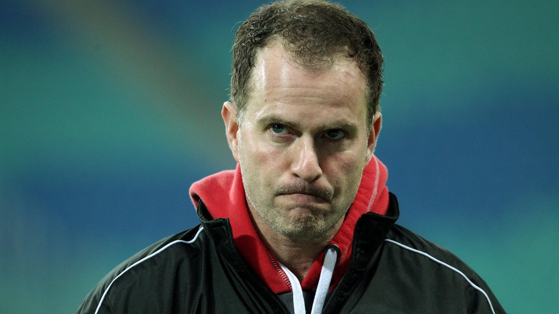 Fehlt seiner Mannschaft vorerst: Union-Trainer Sascha Lewandoski. Fehlt seiner Mannschaft vorerst: Union-Trainer Sascha Lewandoski.