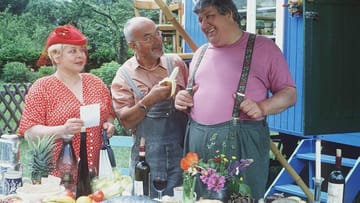 Schauspielerin Ursula Staack, Peter Lustig und Helmut Krauss als sein Nachbar Paschulke. Lustig war in der Sendung immer bestrebt, Paschulke ein gesünderes Leben zu empfehlen.