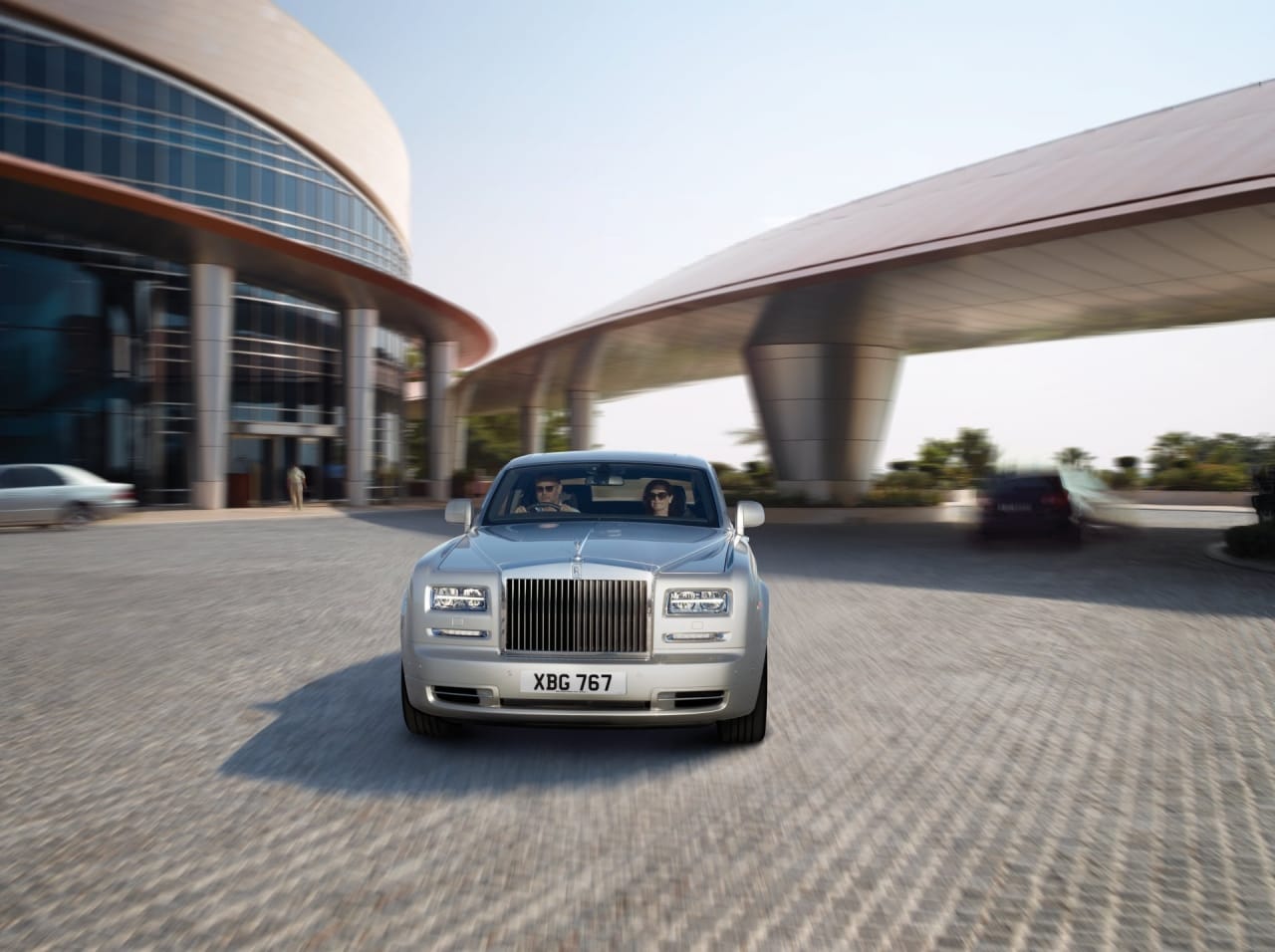 Der Phantom trägt das charakteristische Rolls-Royce "Gesicht".