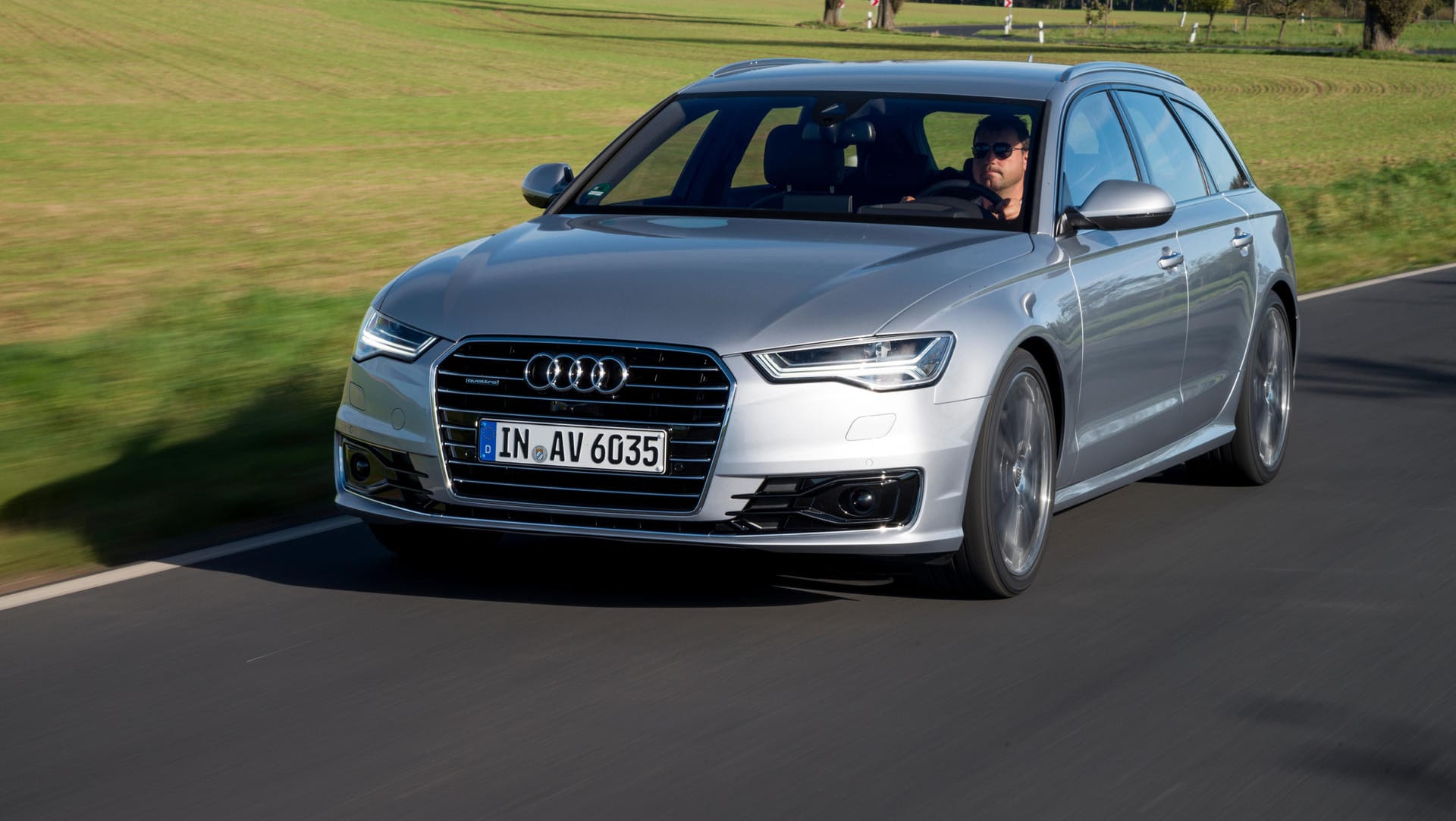 Der Audi A6 ist "Bester aller Klassen" im Dekra-Gebrauchtwagenreport 2016. Der Audi A6 ist "Bester aller Klassen" im Dekra-Gebrauchtwagenreport 2016.
