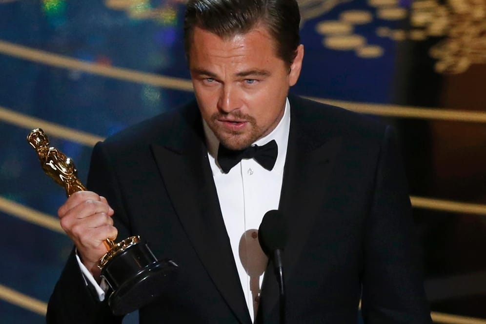 Bei seiner fünften Nominierung durfte Leonardo DiCaprio den Goldjungen dann doch in Empfang nehmen.