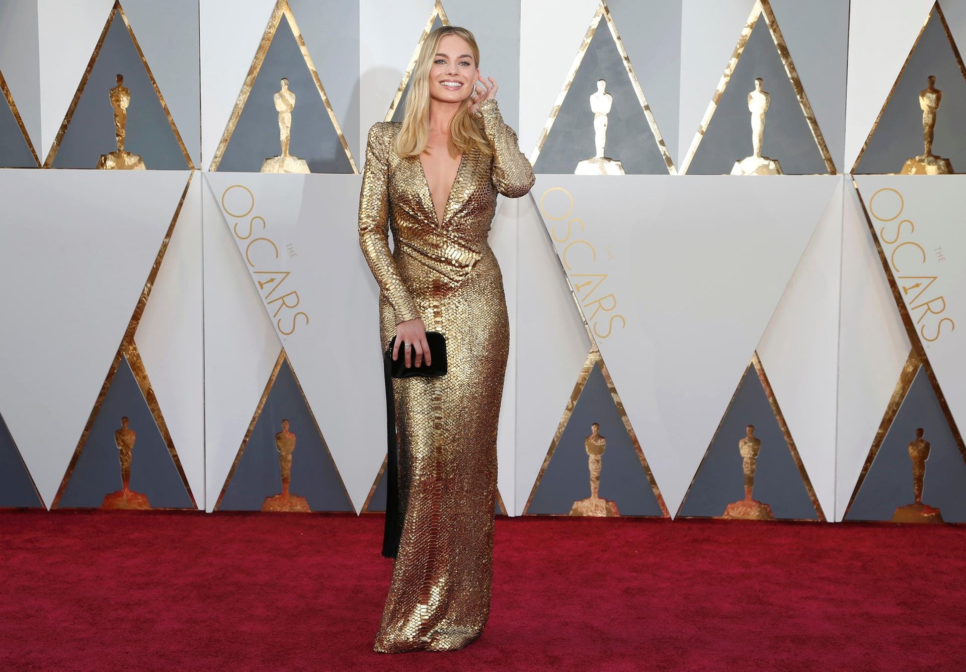 Margot Robbie glitzerte wie der Oscar ganz in Gold.