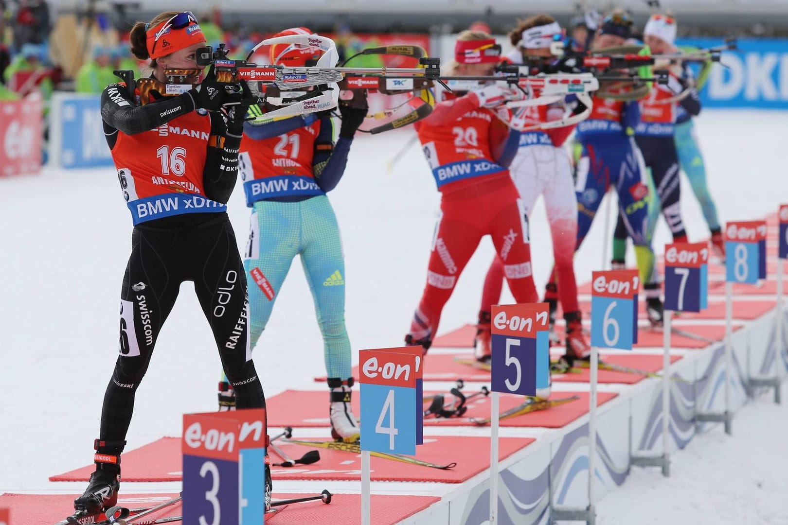 Am Schießstand gilt beim Biathlon: vollste Konzentration.