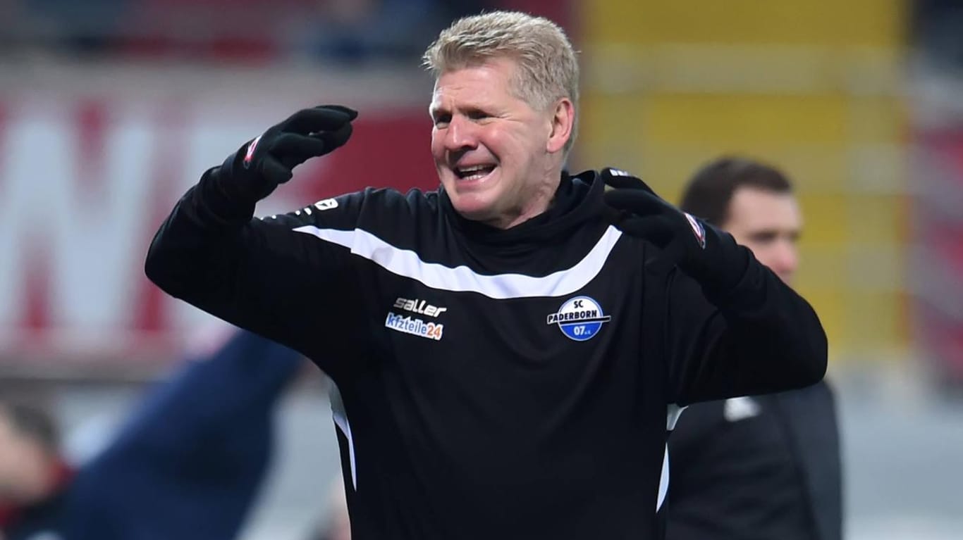 Schon wieder Ärger: Stefan Effenberg soll keine gültige Trainerlizenz haben. Schon wieder Ärger: Stefan Effenberg soll keine gültige Trainerlizenz haben.
