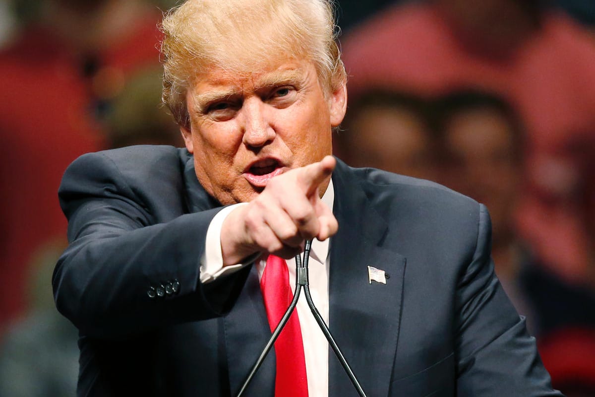 Der deutende Zeigefinger: Eine gern genommene Geste von Donald Trump.