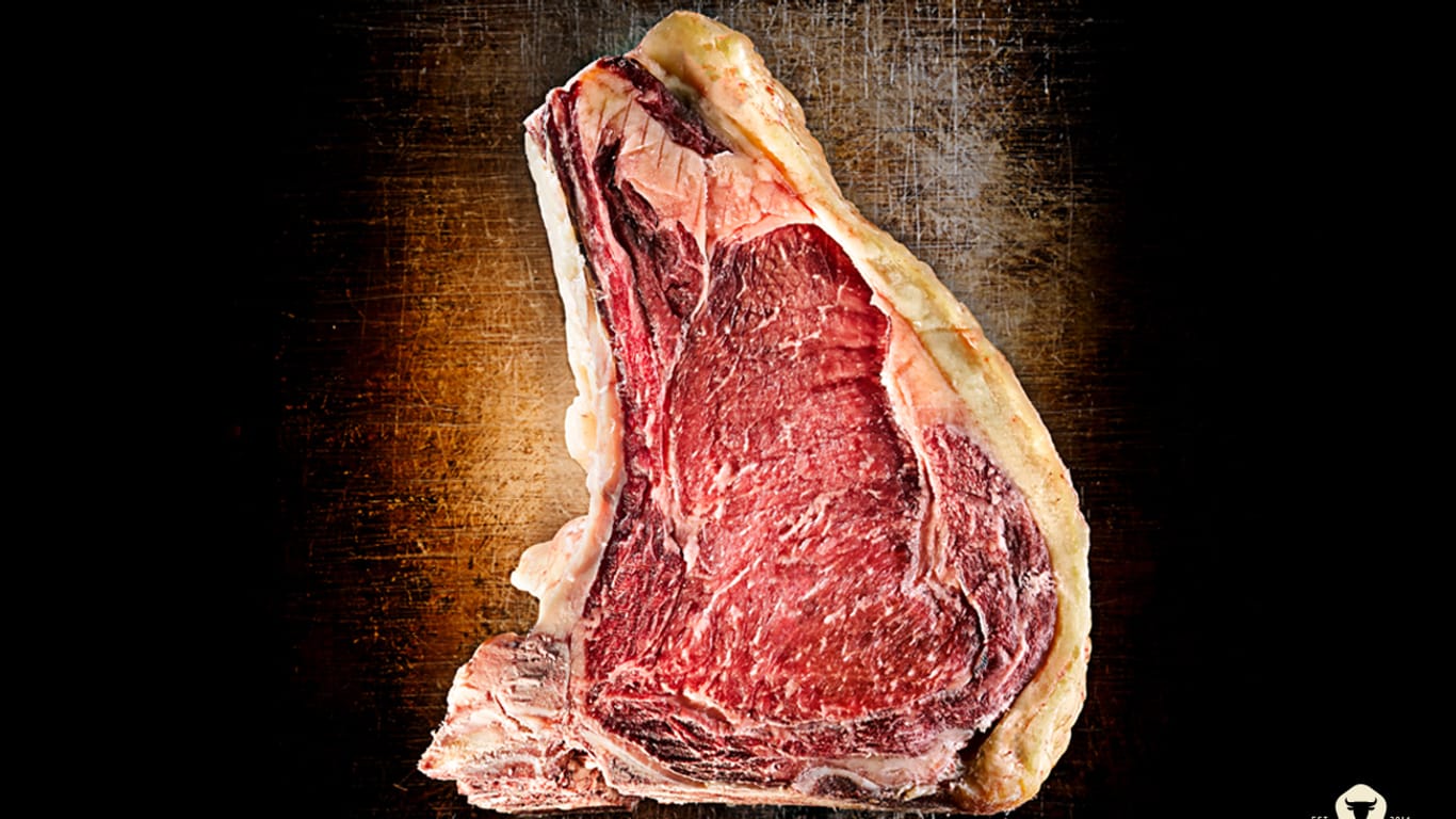Dry Aged Beef ist wohl somit das Beste, was aus einem Stück Rindfleisch werden kann. Und es lässt sich selbst herstellen.