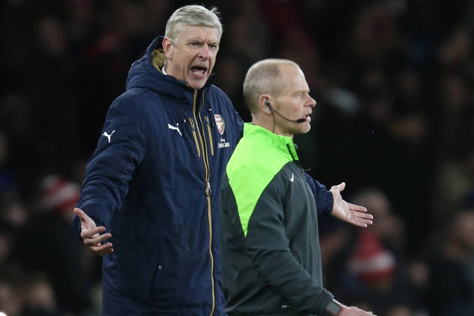 Steht sichtlich unter Druck: Arsenal-Coach Arsene Wenger.
