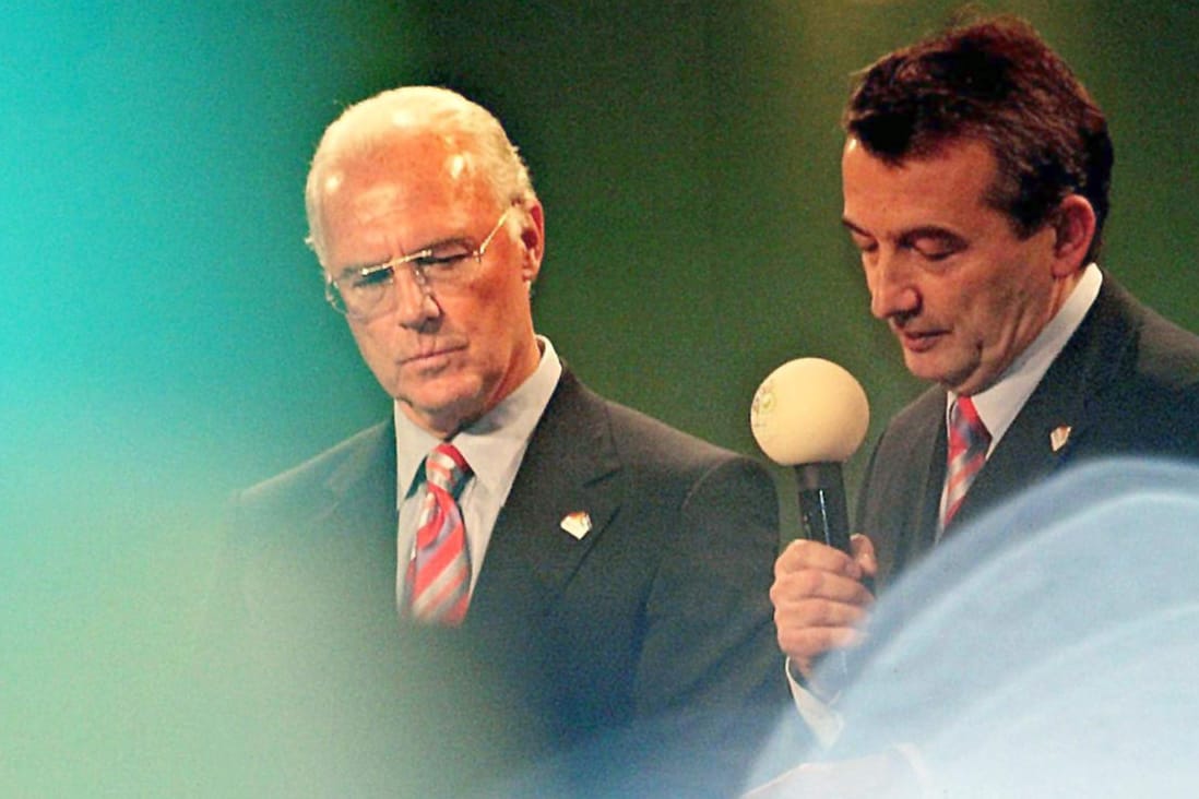 Franz Beckenbauer (li.) und Wolfgang Niersbach rücken immer mehr in den Blickpunkt der WM-Affäre.