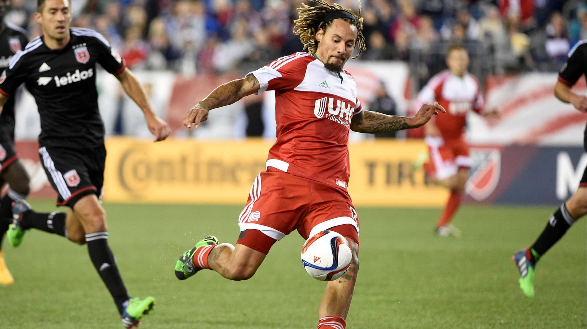 Jermaine Jones im Trikot der New England Revolution.