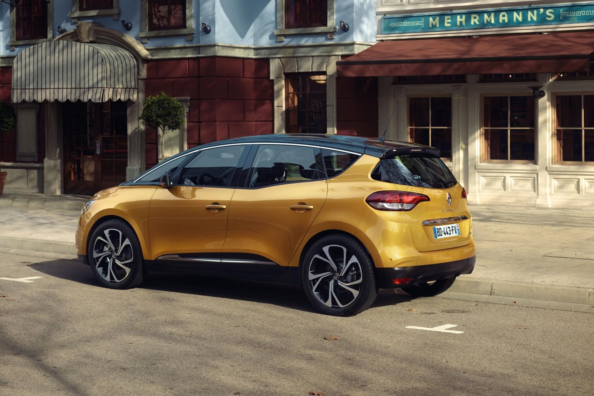 Die Preise für den neuen Renault Scénic sind noch nicht bekannt. Der Vorgänger startete unter 20.000 Euro.