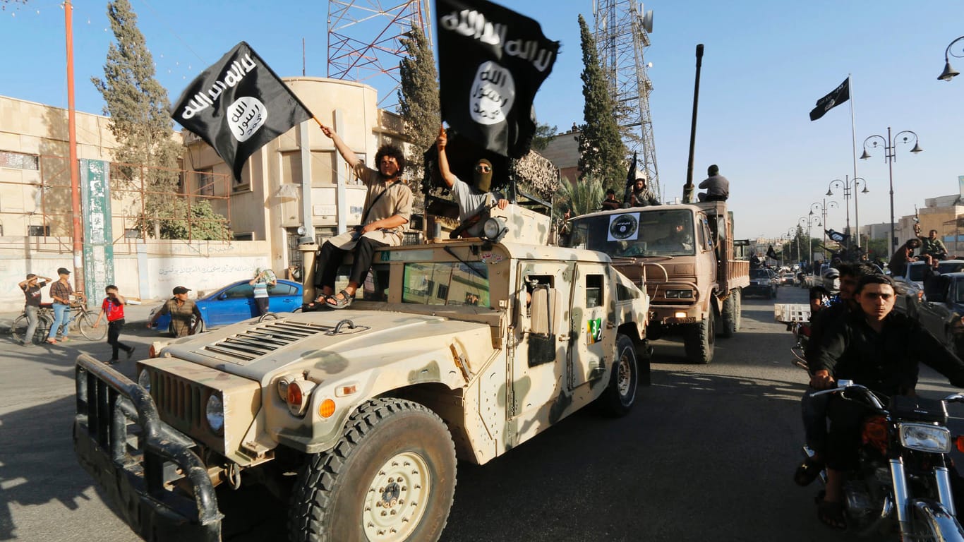 IS-Terroristen in Rakka: 22.000 Anhänger der Miliz wurden nun enttarnt.