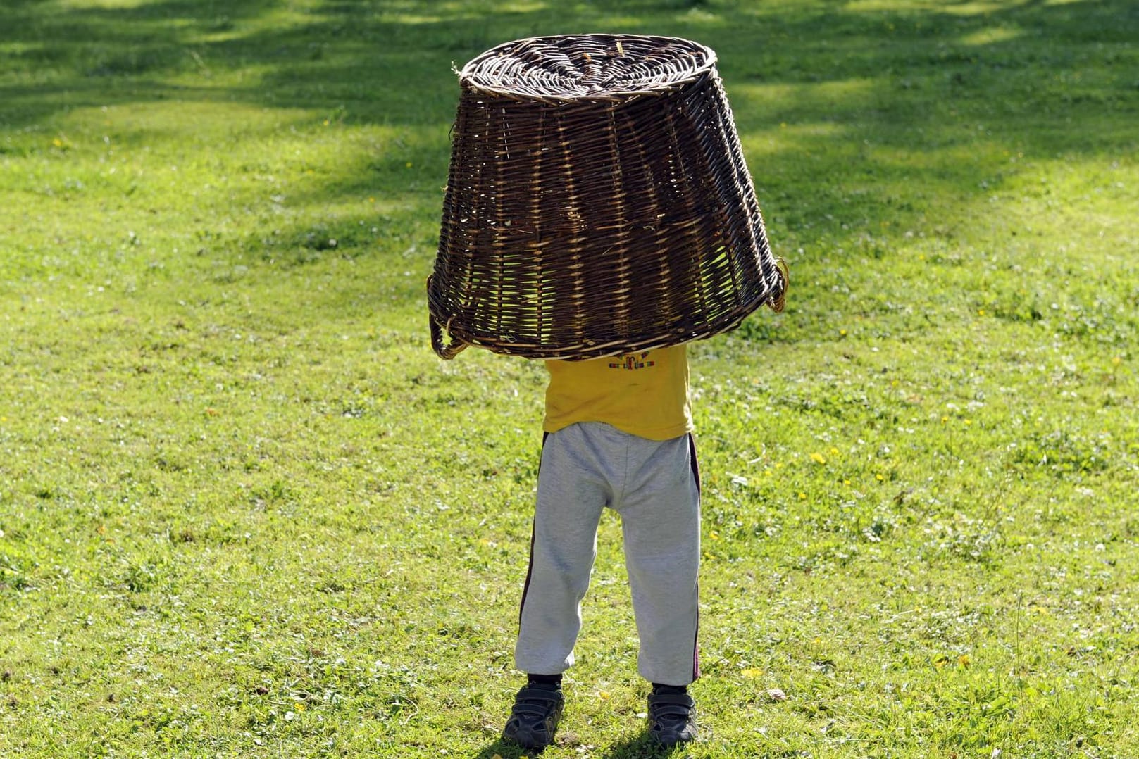 Vor allem für kleine Kinder gilt: Wenn ich dich nicht sehen kann, siehst du mich auch nicht.