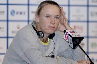 Caroline Wozniacki bezieht Stellung zum Dopingfall Maria Scharapowa.