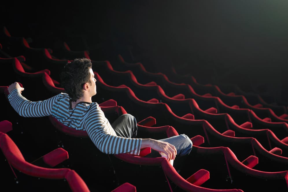 Ungestörtes Kinovergnügen – "The Screening Room" will es möglich machen.