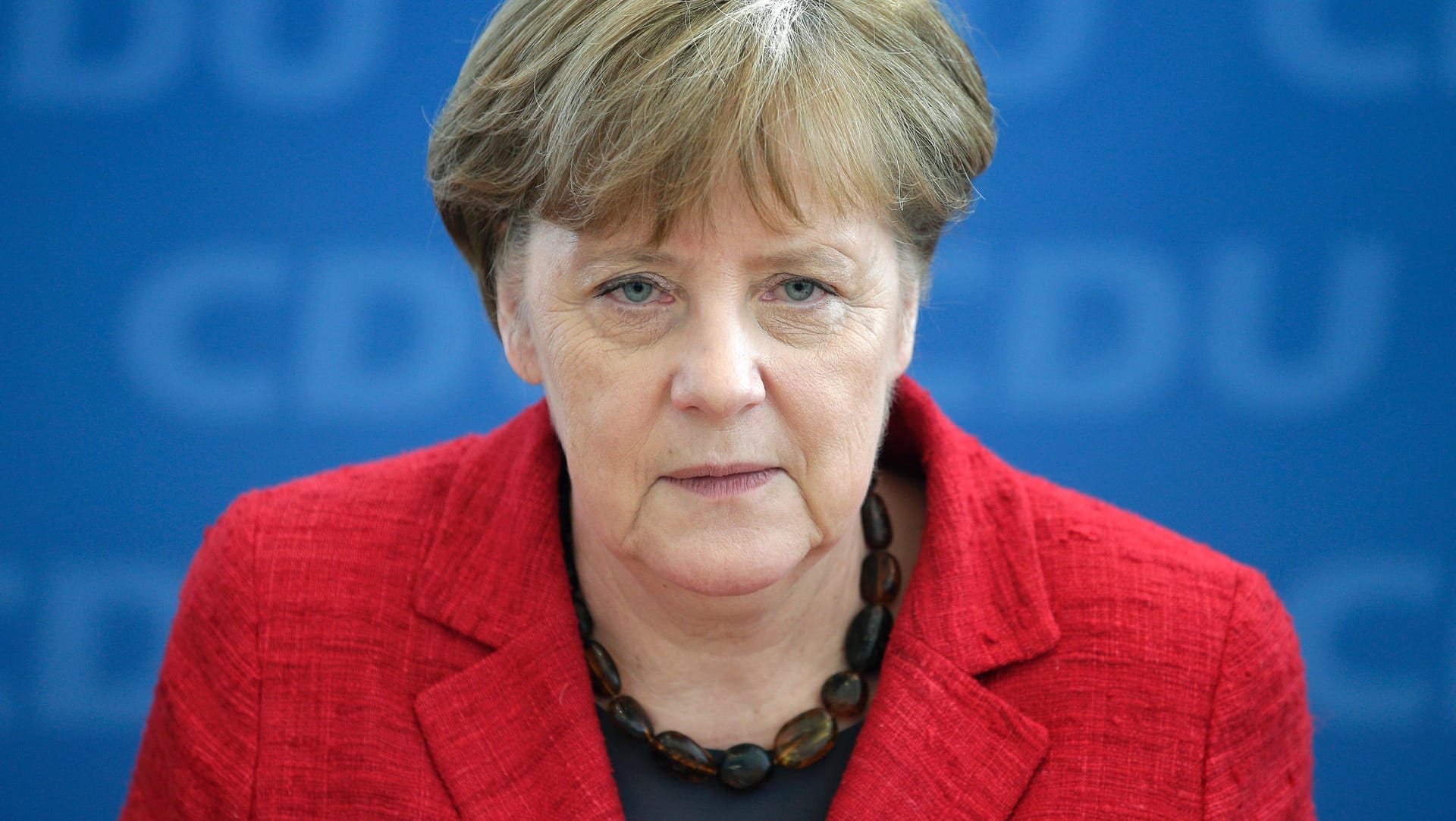 Kanzlerin Angela Merkel äußert sich zu den Landtagswahlen.