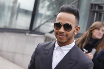 Lewis Hamilton gilt als Lebemann und möchte sein Leben abseits der Rennstrecken in vollen Zügen genießen.