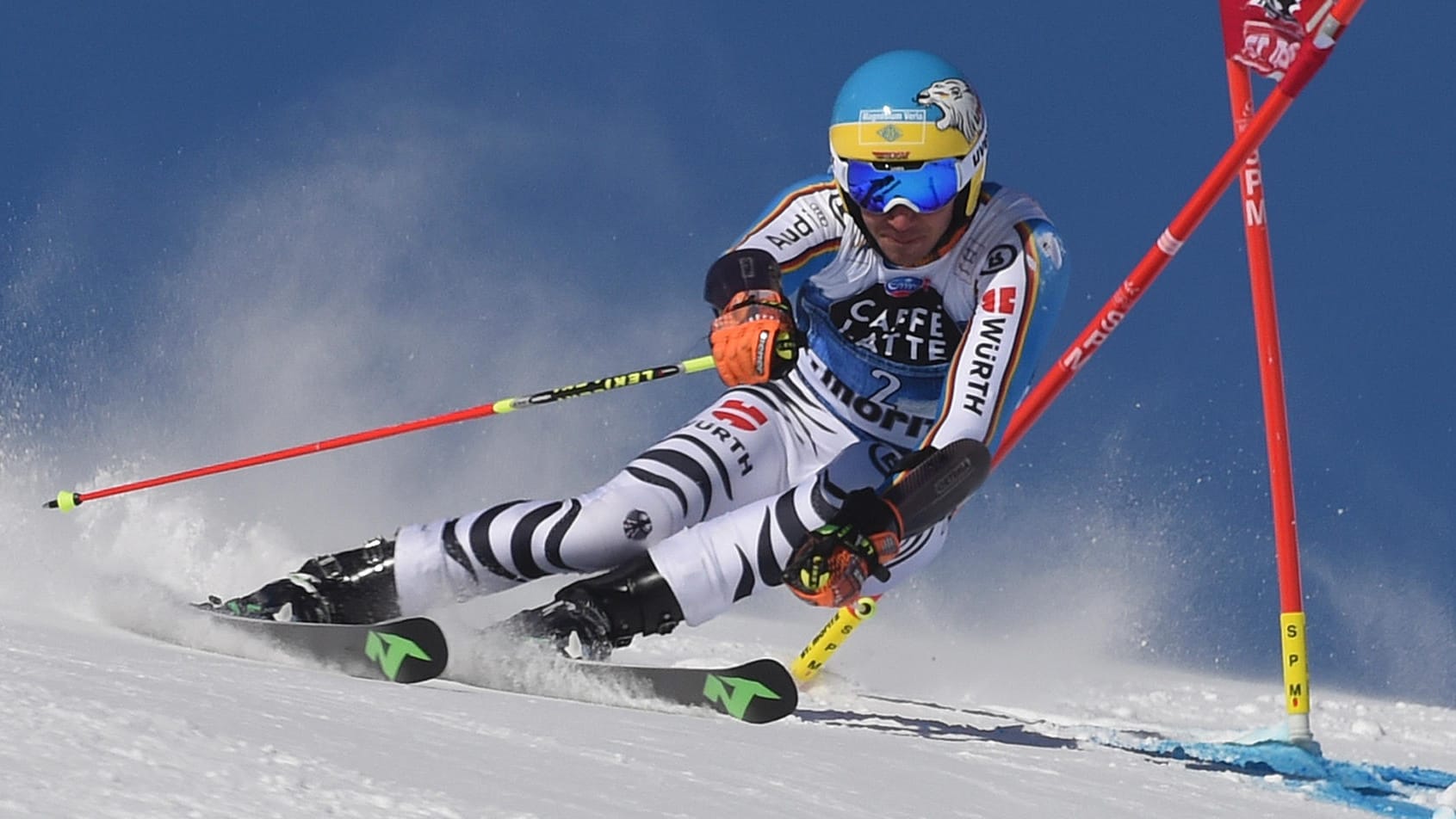 Felix Neureuther legte beim Riesenslalom in St. Moritz einen schwachen ersten Lauf hin.