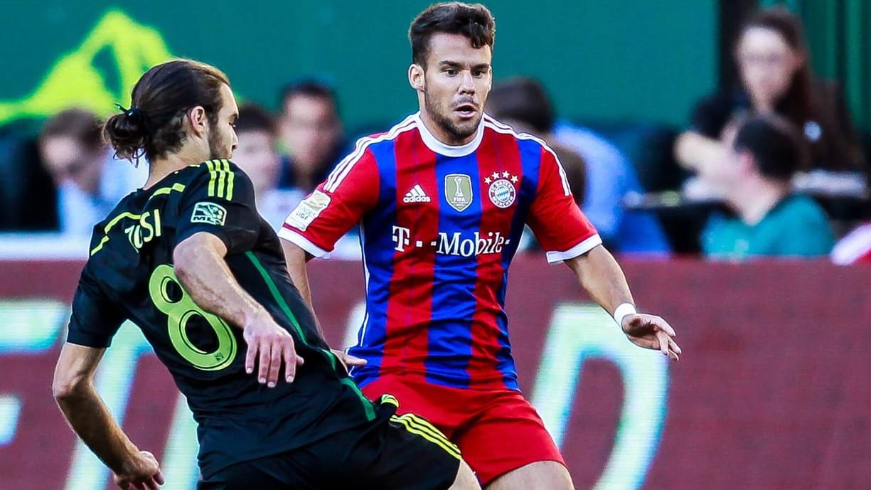 Juan Bernat (re.) im Spiel gegen eine Auswahl der Major League Soccer 2014. Juan Bernat (re.) im Spiel gegen eine Auswahl der Major League Soccer 2014.