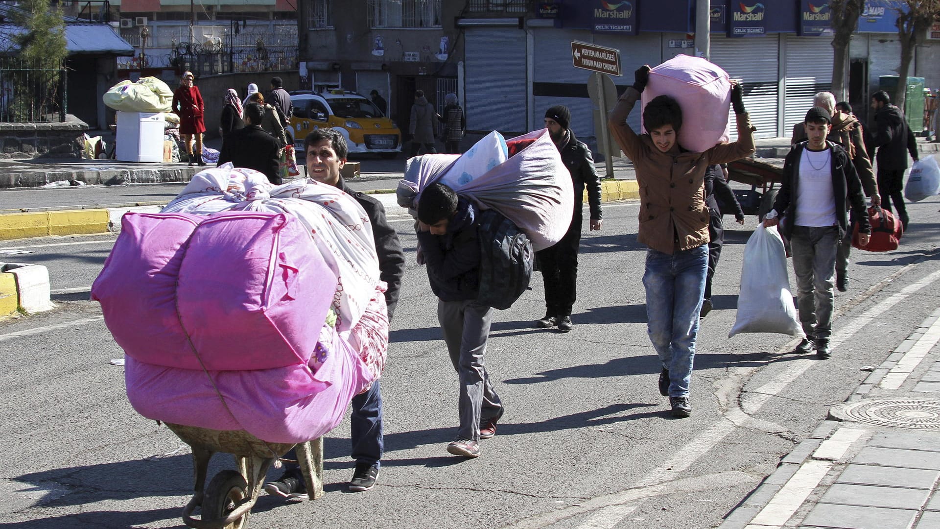 Kurdische Flüchtlinge in der Nähe von Diyarbakir im Südosten der Türkei.