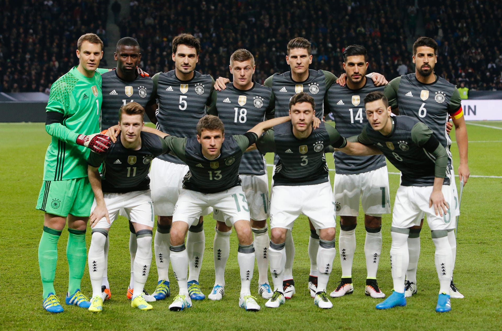Foto-Show Deutschland gegen England