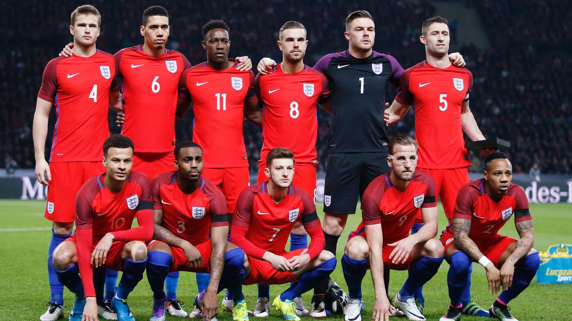 Zum insgesamt 33. Mal tritt Deutschland gegen die Three Lions an. Für England - das seit 50 Jahren auf einen Titel wartet - ist die Partie im Vorfeld der Europameisterschaft in Frankreich ein willkommener Test auf höchstem Niveau.