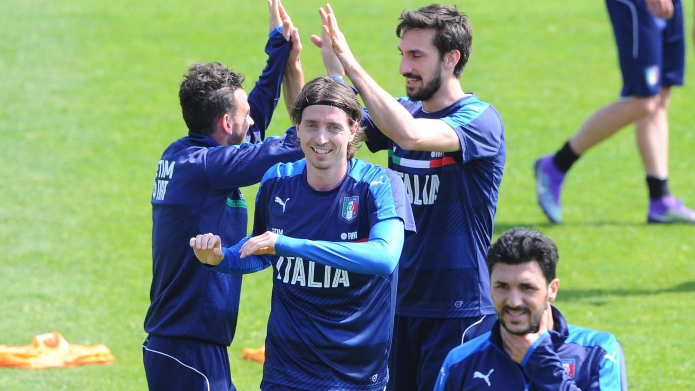 Wollen gegen die DFB-Elf erneut jubeln: Italiens Nationalspieler mit dem gebürtigen Darmstäder Roberto Soriano (vorne).
