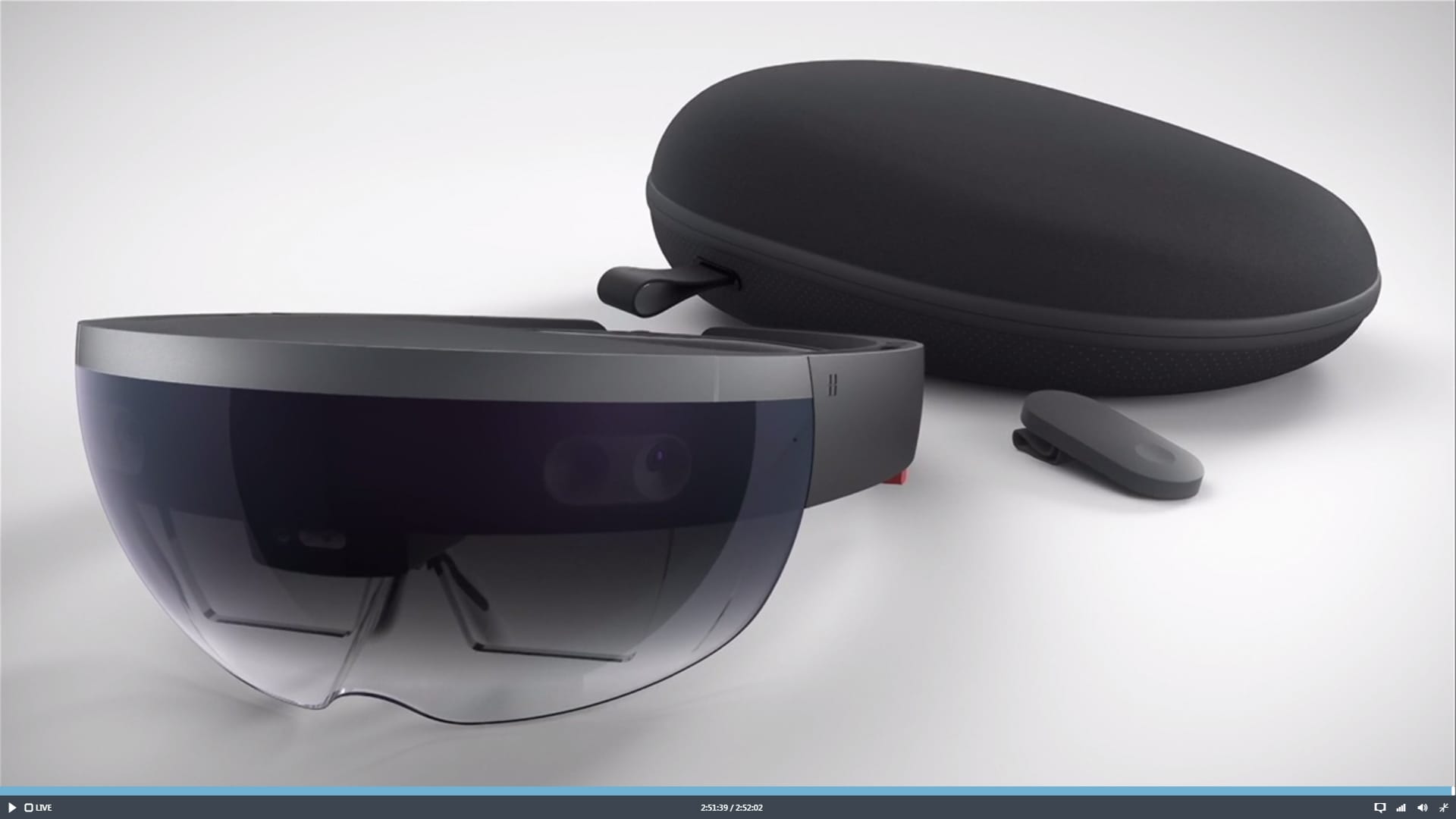 Microsoft kündigte auf der //build/ die Verfügbarkeit der holografischen Brille "HoloLense" für Entwickler an.