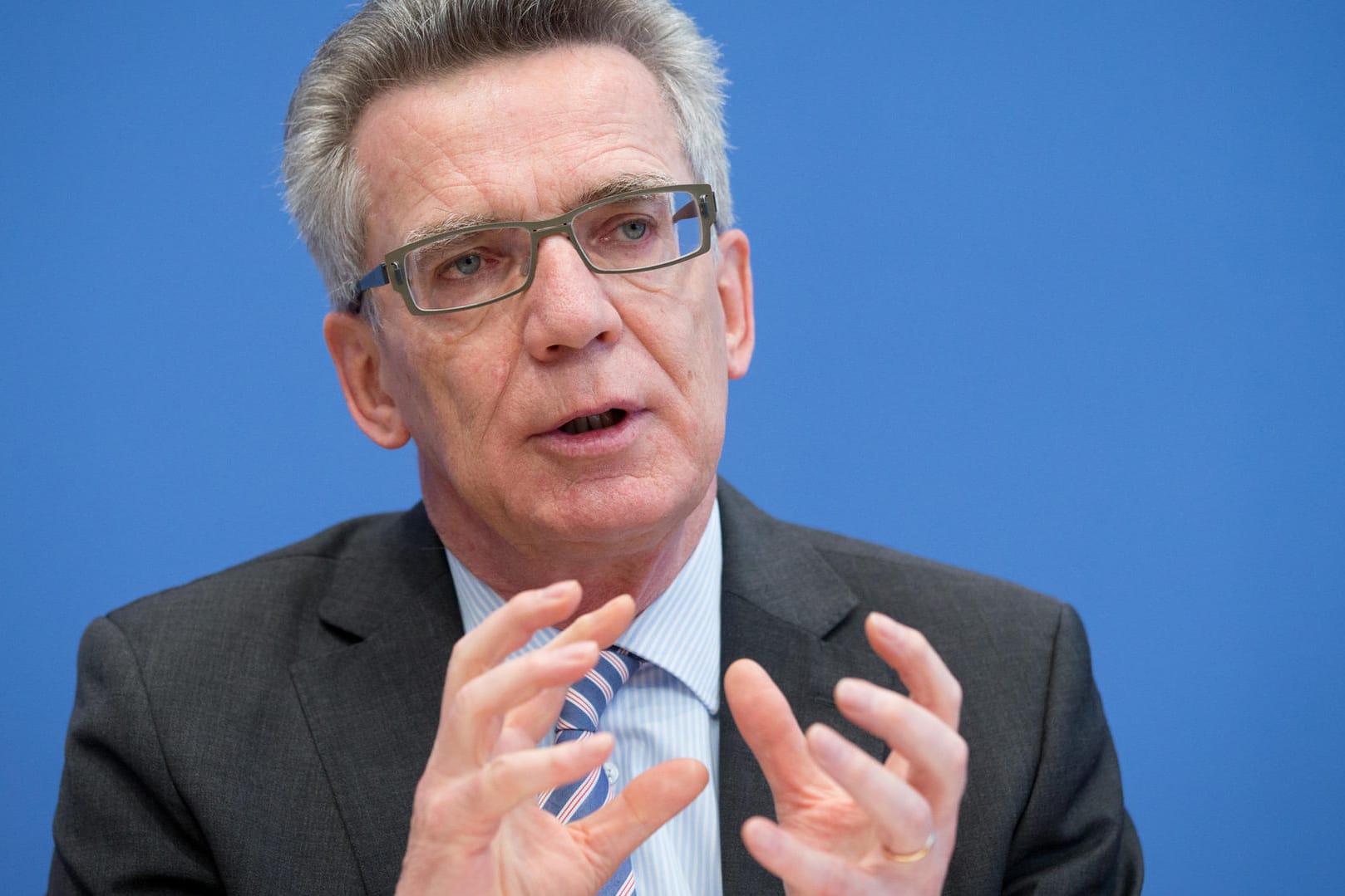 Strebt einen Deal mit nordafrikanischen Staaten an: Innenminister Thomas de Maizière.