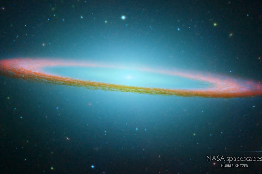 30 Millionen Lichtjahr entfernt ist die Sombrerogalaxie, der ein Staubband den Namen gab.