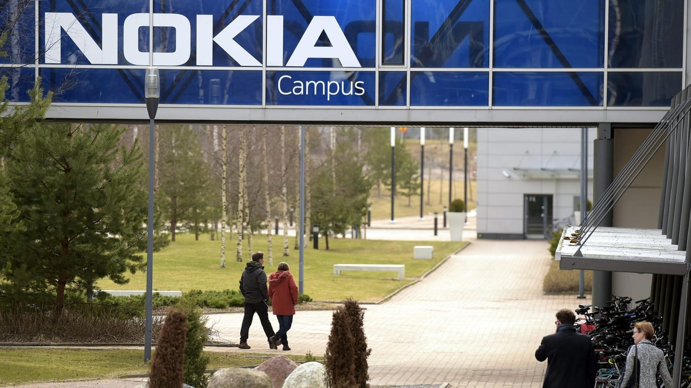Eine Szene von der Nokia-Zentrale in Espoo, Finnland. Der Telekom-Ausrüster will in vielen Ländern Tausende Stellen streichen.