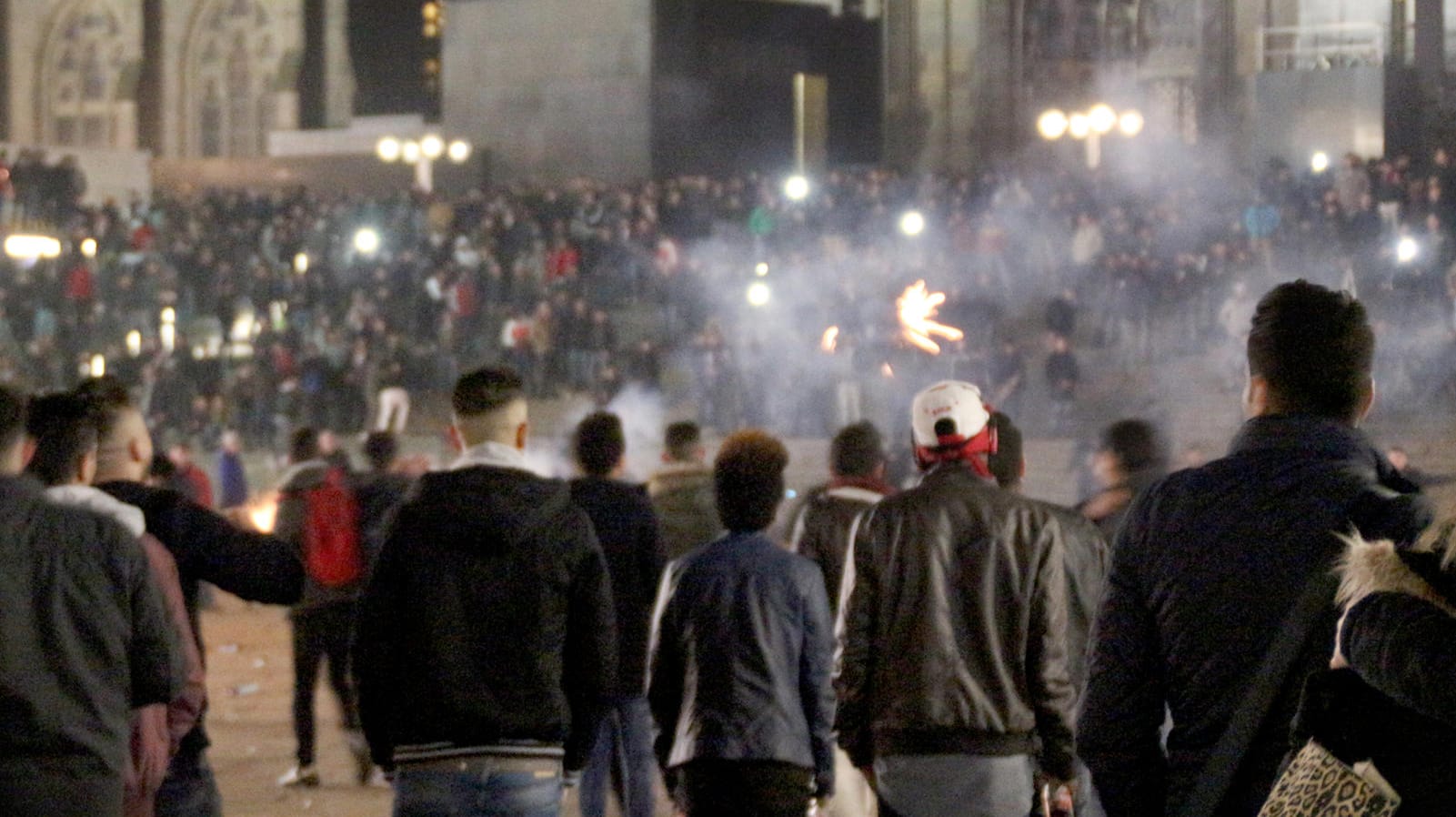 Silvester am Kölner Hbf: Das Innenministerium weist einen "Express"-Bericht zurück.