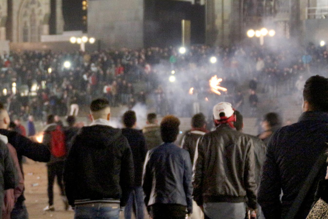 Silvester am Kölner Hbf: Das Innenministerium weist einen "Express"-Bericht zurück.