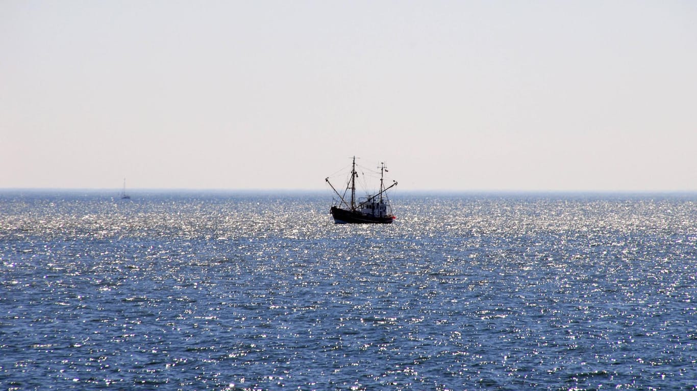 Ein Fischkutter auf der Ostsee.